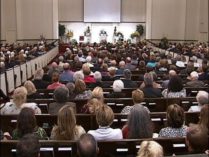 Memorial Held For Doctor Killed In Tulsa Plane Crash