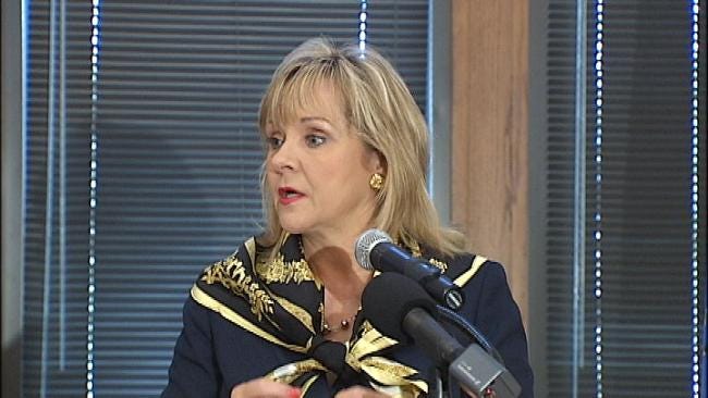 Governor Outlines Initiative To Boost Oklahoma College Grad Rates