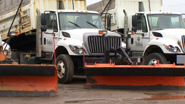 Tulsa Road Crews, Grocery Shoppers Gear Up For Icy March Weekend