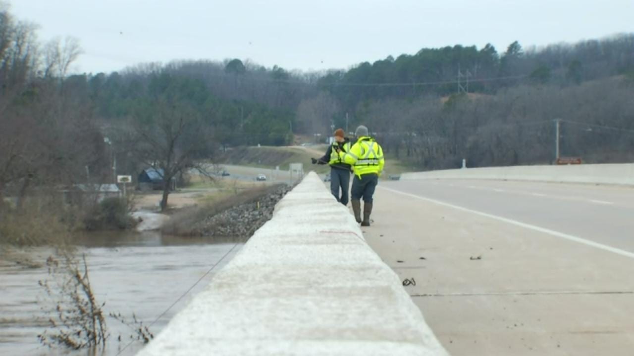 USGS Monitoring Green Country River Levels