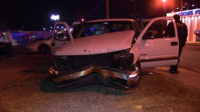 Tulsa Police: Driver Hits Buick, Pole After Leaving Bar