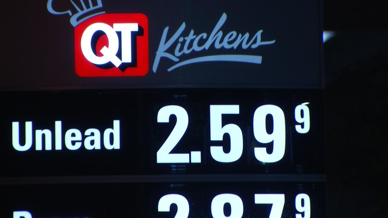 Gas Prices Up In Tulsa, But Experts Expect Dramatic Drop