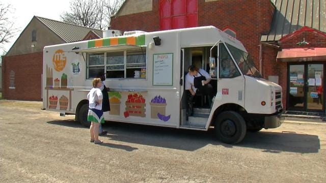 Food Bank's Mobile Eatery Feeds Hungry Oklahomans During Spring Break