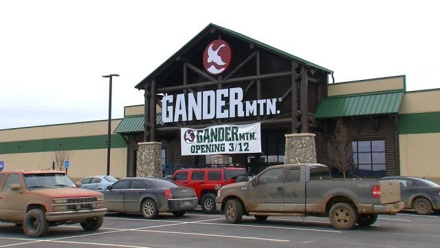 South Tulsa Shopping Center Gears Up For First Store's Opening