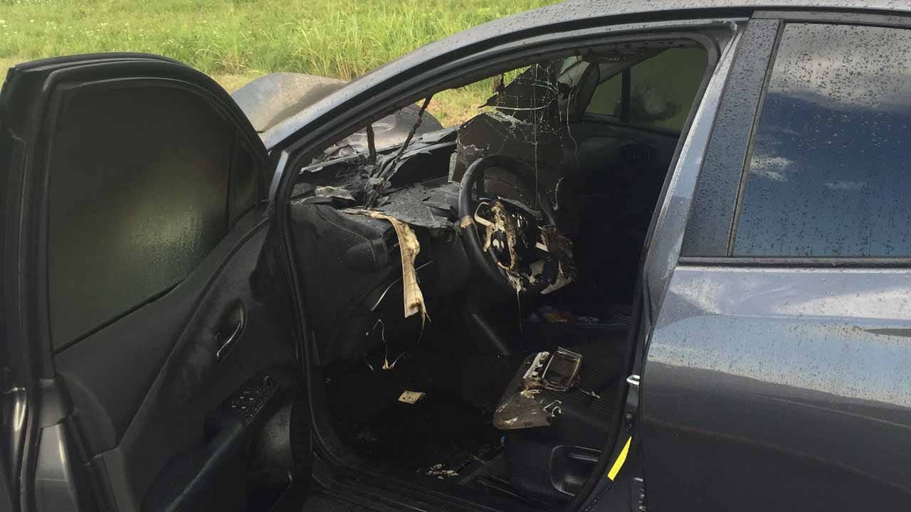 Car Struck By Lightning, Catches Fire On Will Rogers Turnpike Car Struck By Lightning, Catches Fire On Will Rogers Turnpike