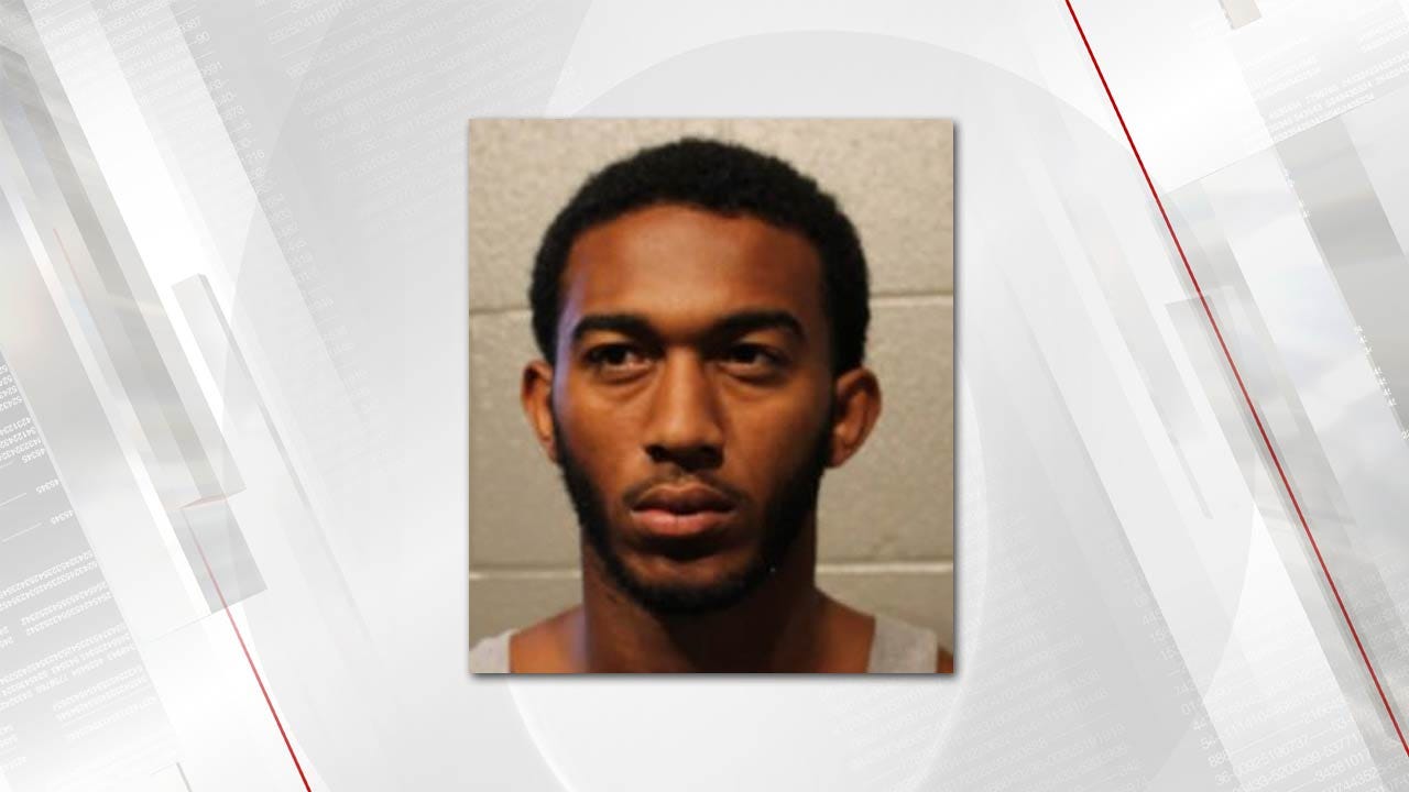 OU's Jordan Thomas Arrested For Public Intoxication, Assault And Battery