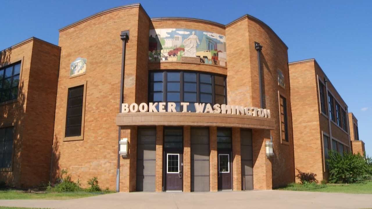 Tulsa Public Schools Treats Booker T. Washington For Bed Bugs