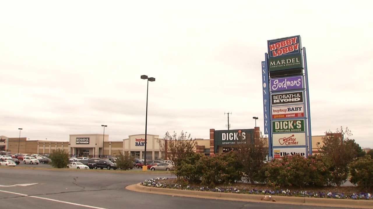 Tulsa Stores Expecting Crowds Thursday Ahead Of Black Friday