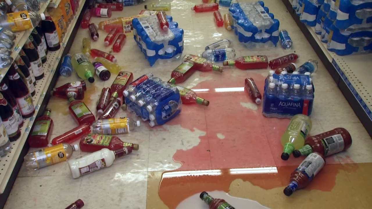 Pawnee Grocery Store Reopened After Earthquake