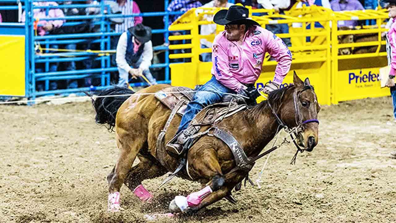 Oklahoma Cowboys Cash In At Wrangler National Finals Rodeo