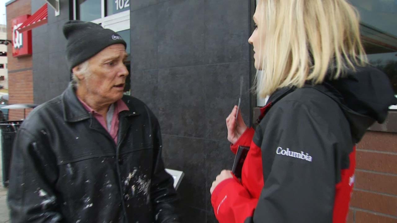 News On 6 Anchors Deliver QuikTrip Gift Cards For Christmas