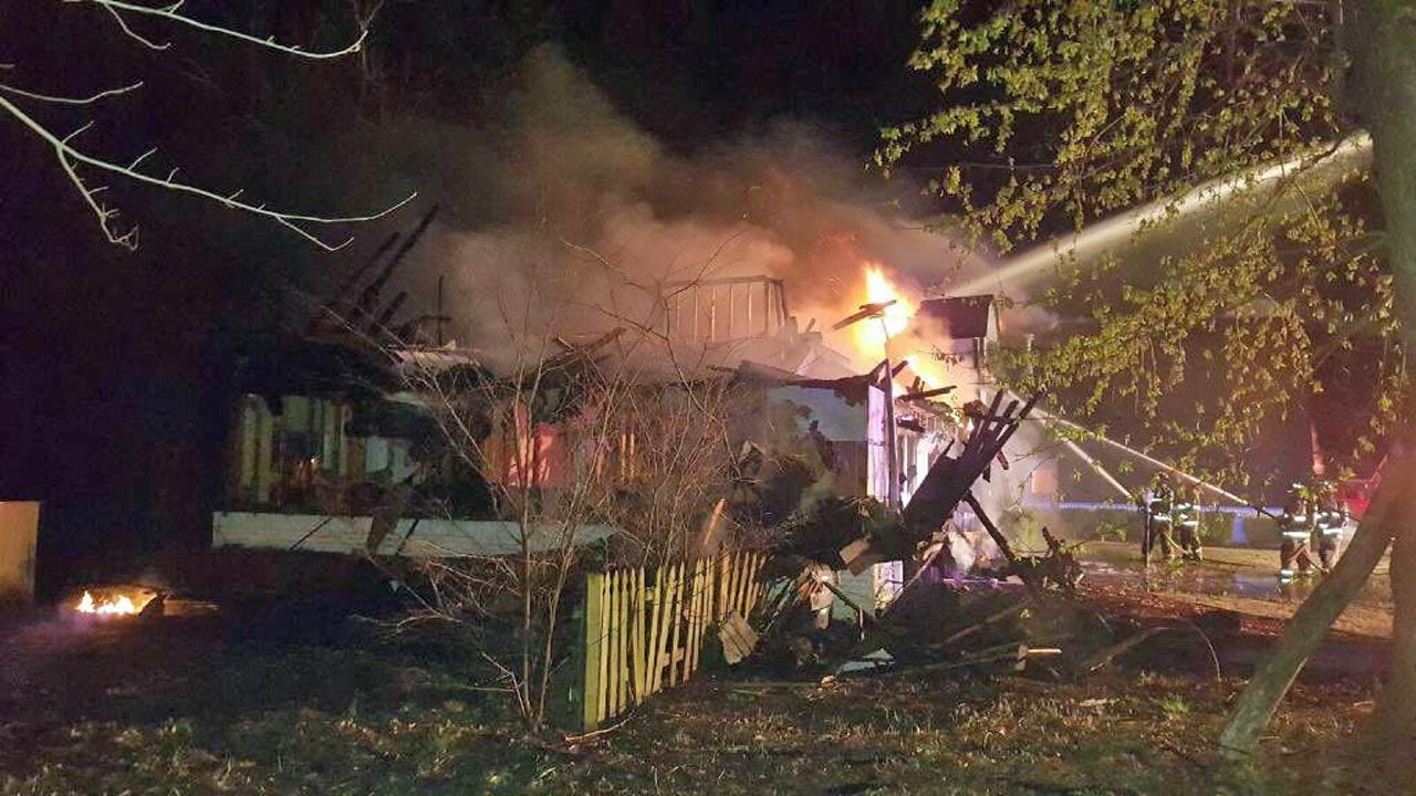 Fire Destroys Vacant Bever Family Home In Broken Arrow