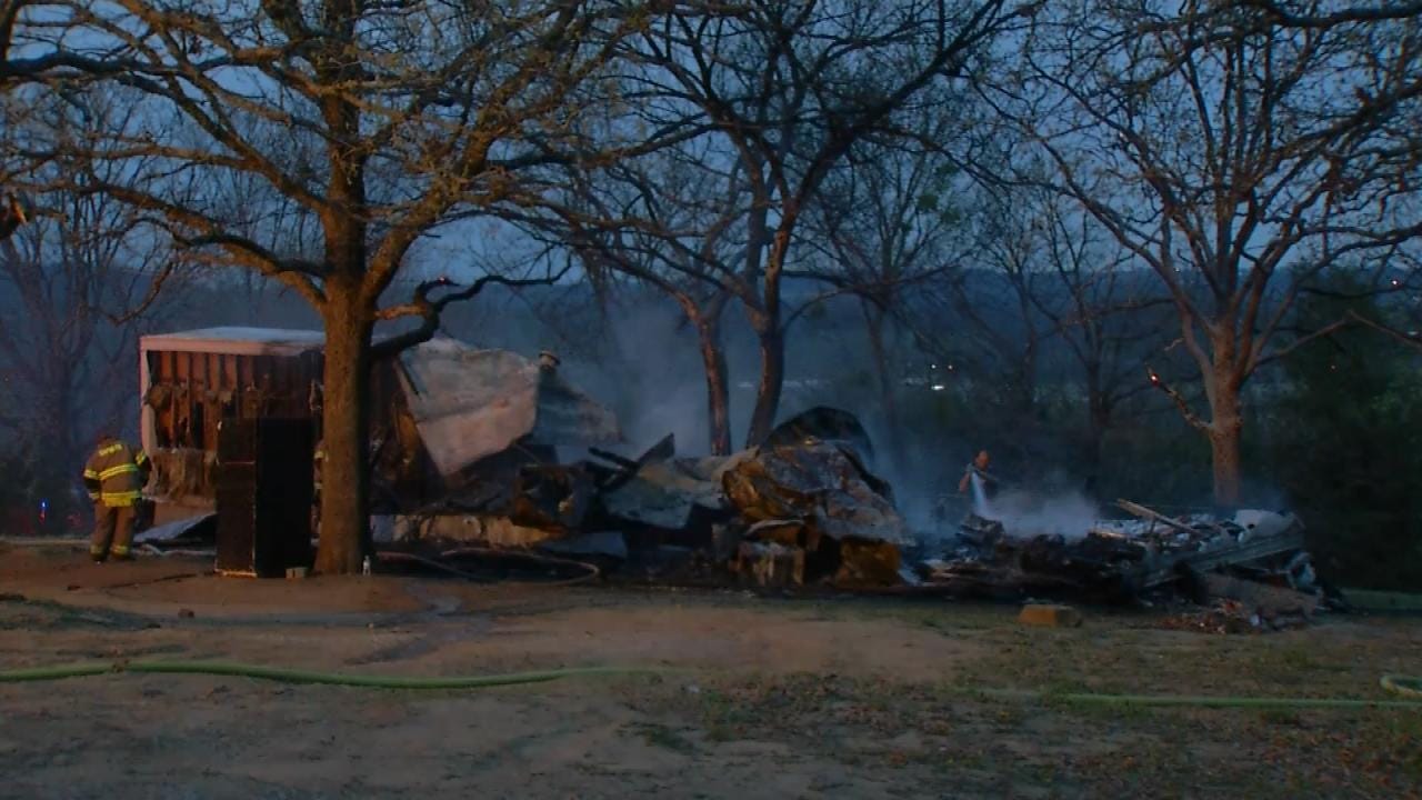 Man, Dog Escape Sapulpa Mobile Home Fire