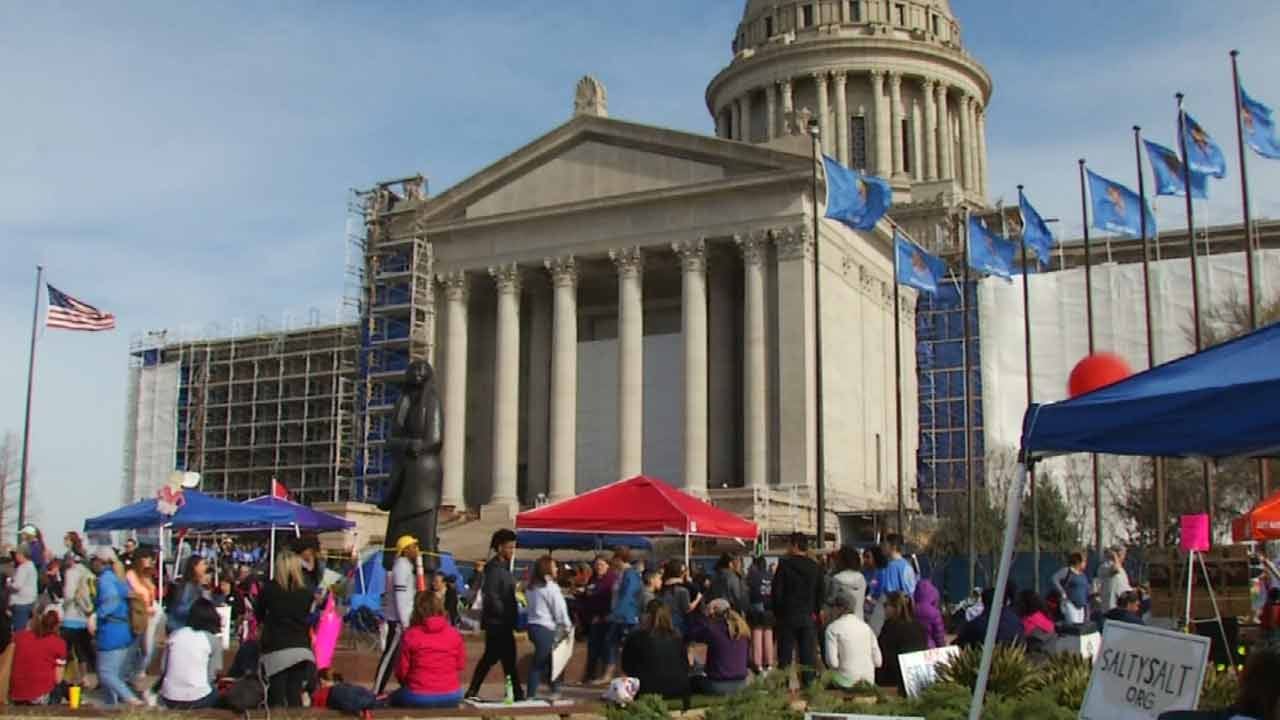 Oklahoma House, Senate Adjourn With No New Action On School Funding