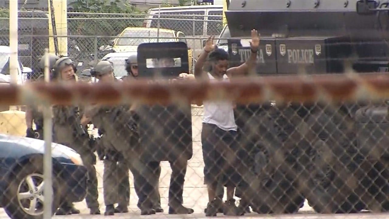 Dollar General Robbery Suspect In Custody After Tulsa Standoff