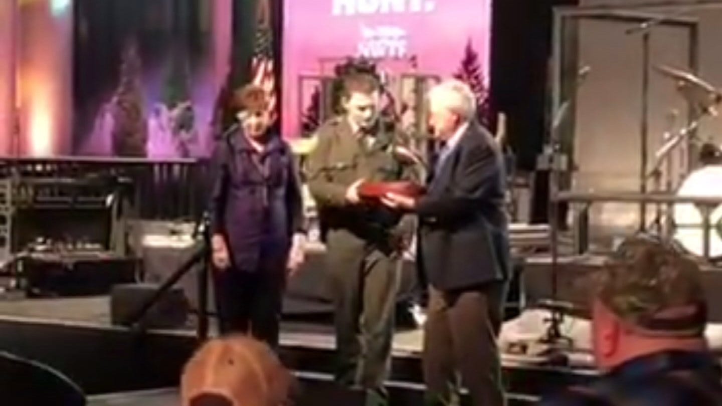oklahoma-game-warden-receives-national-honors