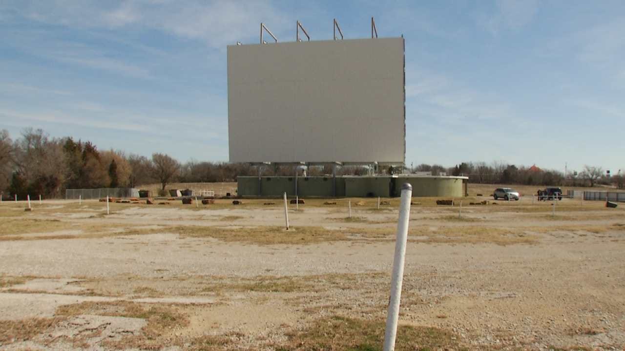 Tulsa's Admiral Twin Drive-In Opens Friday Evening