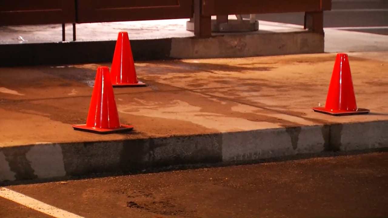 Fight At Sand Springs Restaurant Lands One In Jail, Victim In Hospital