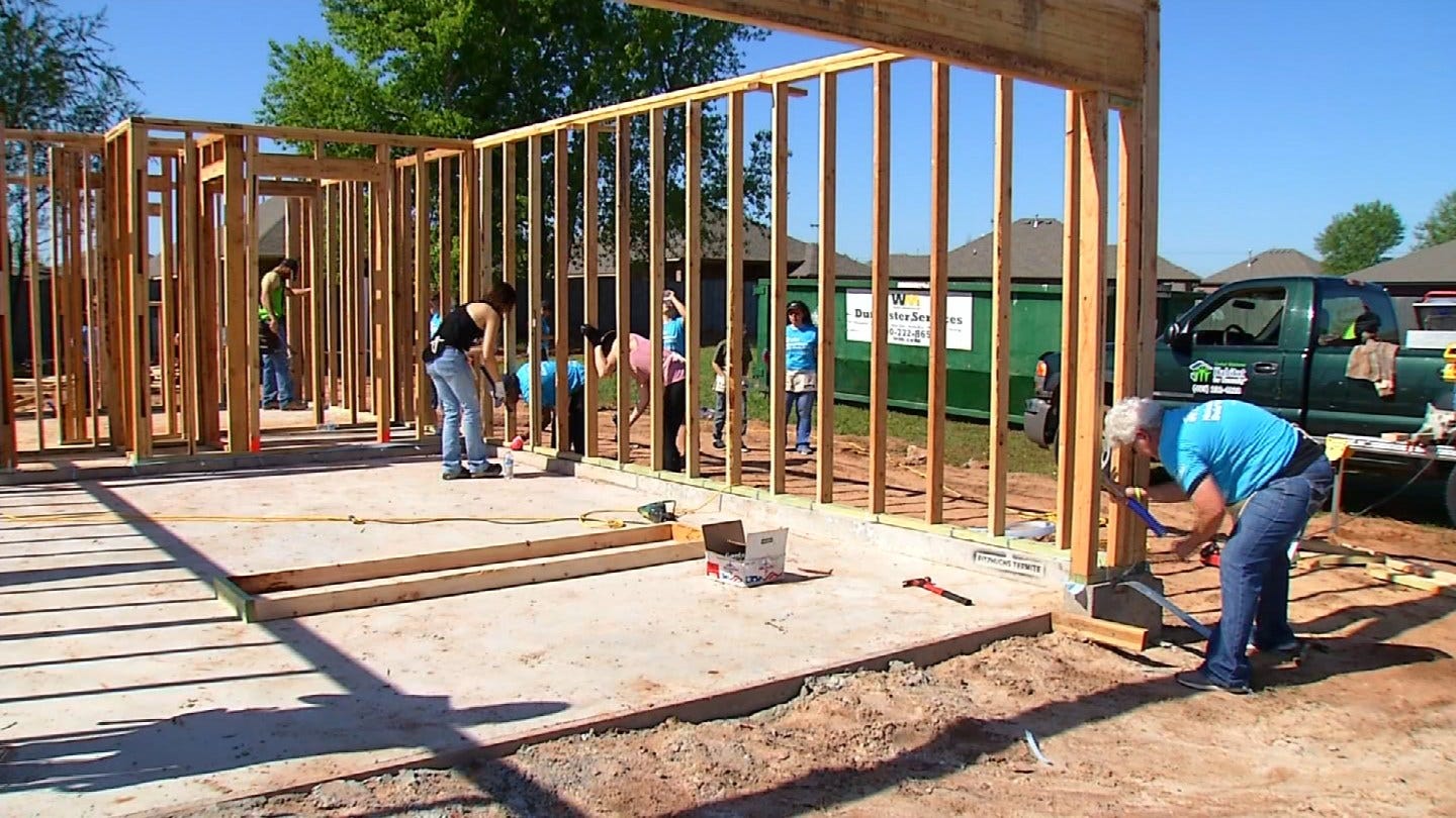 Oklahoma Women Join To Build With Habitat For Humanity
