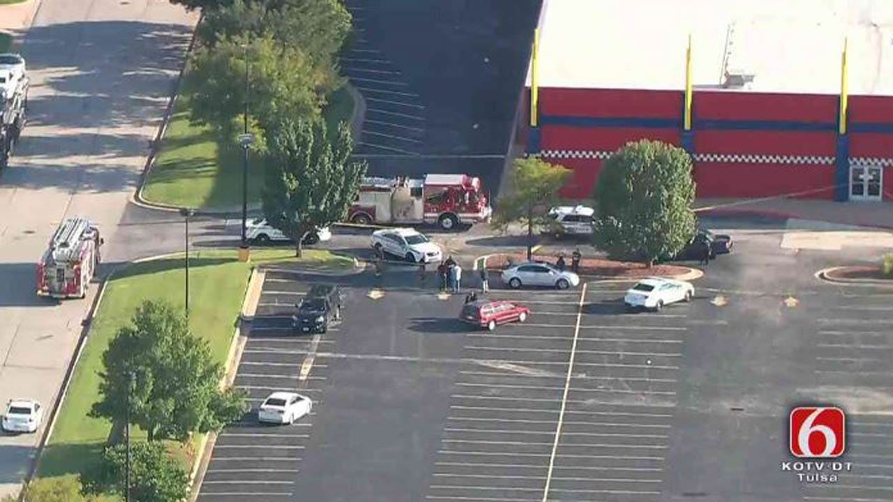 2 People Shot At 71st & Memorial In Tulsa