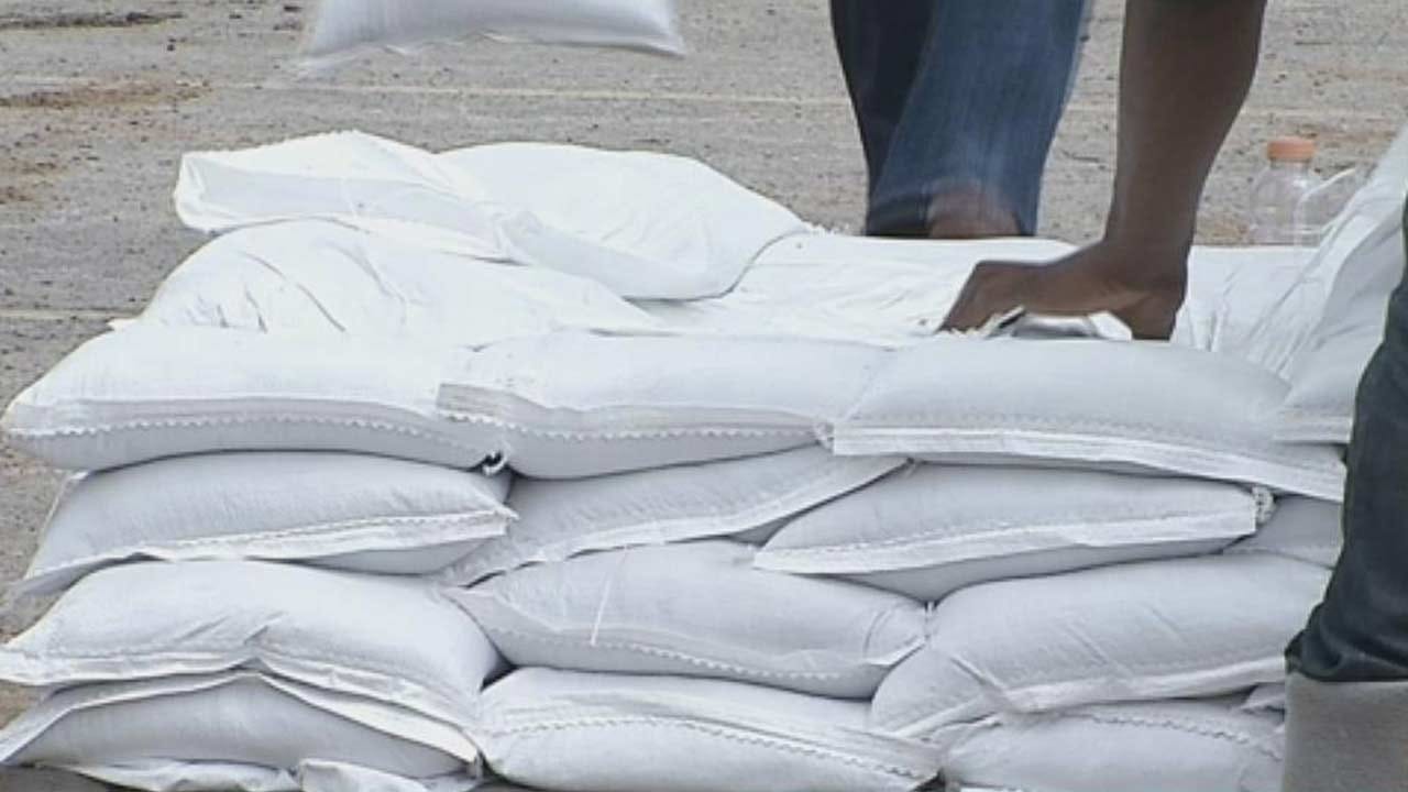 City Of Tulsa Handing Out Free Sandbags