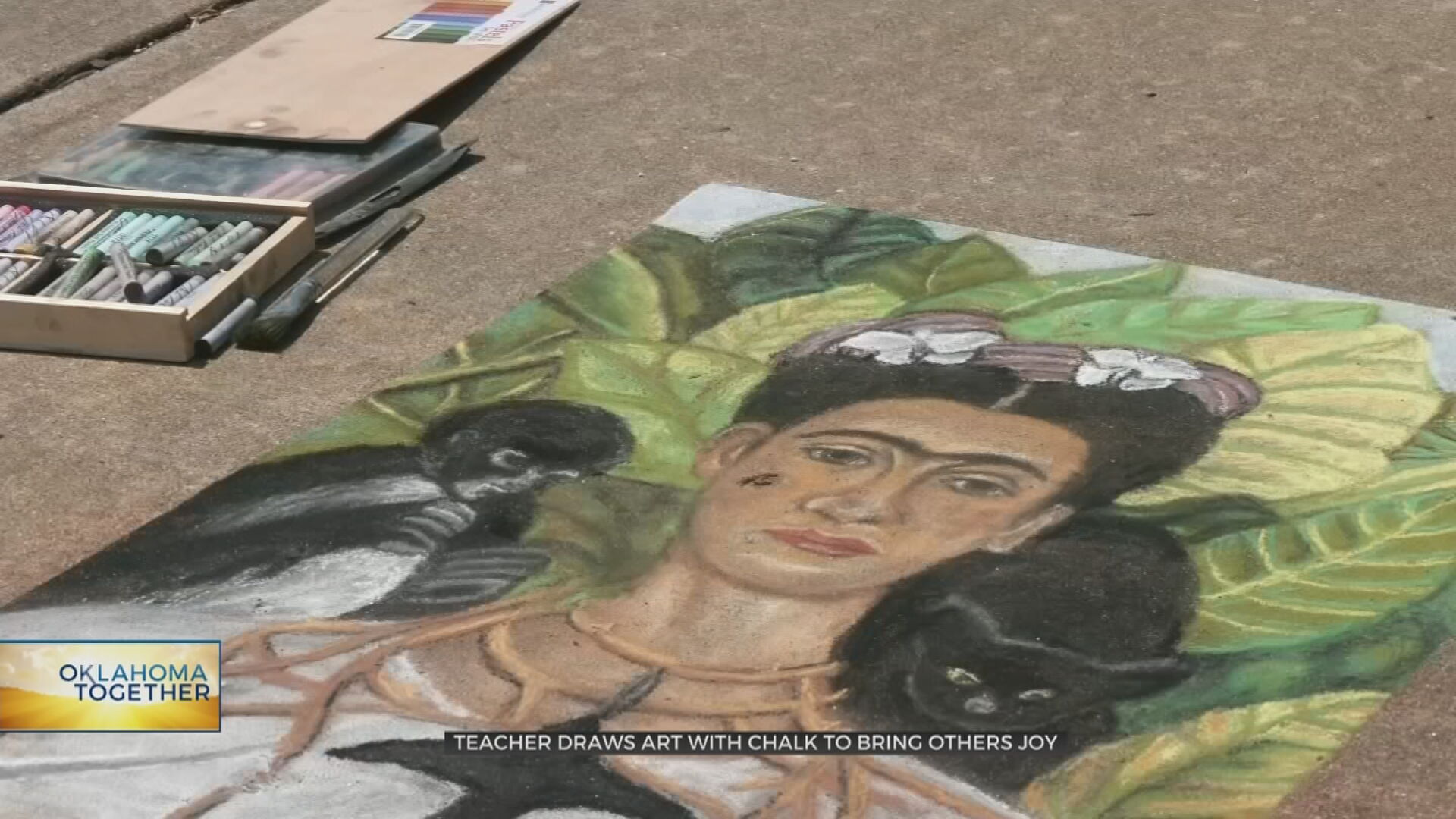 Oklahoma Art Teacher Making Incredible Pieces With Sidewalk Chalk