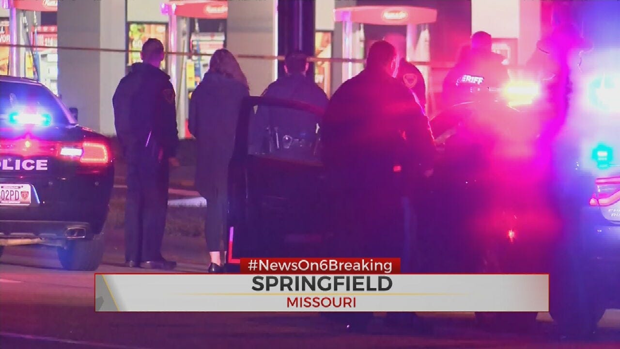 Police 5 Dead, Including Officer, After Missouri Shooting