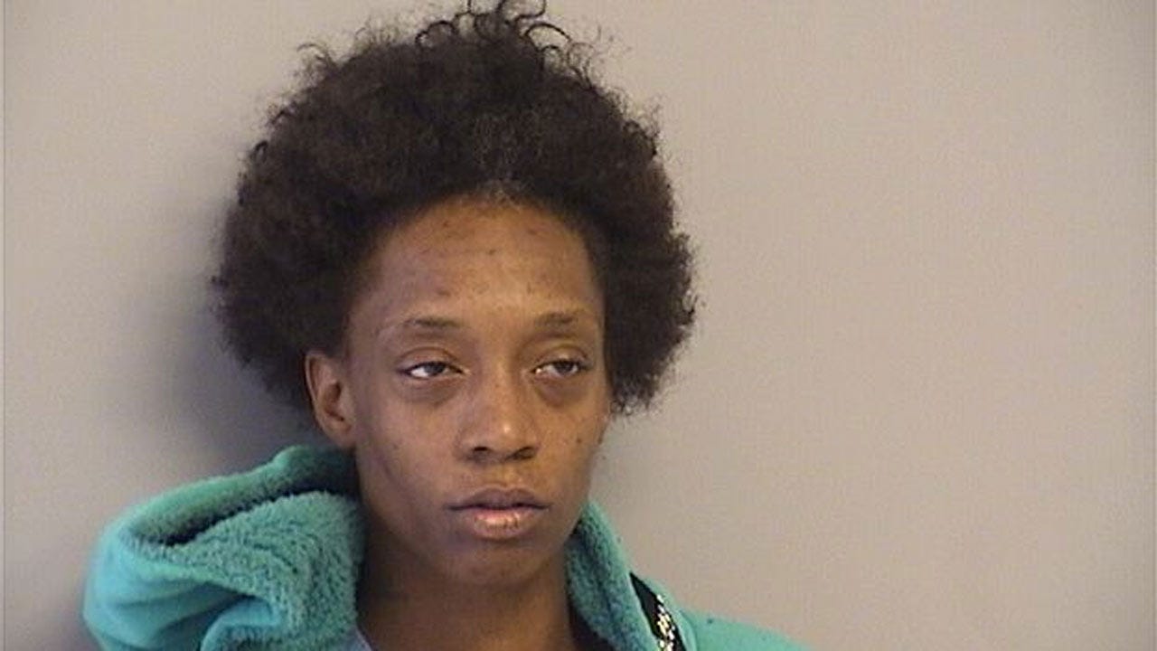 Woman Accused Of Stealing From Tulsa Kum & Go
