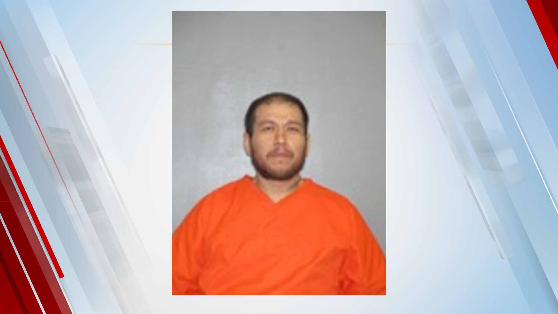 Authorities Search For Inmate Who Escaped From Howard McLeod