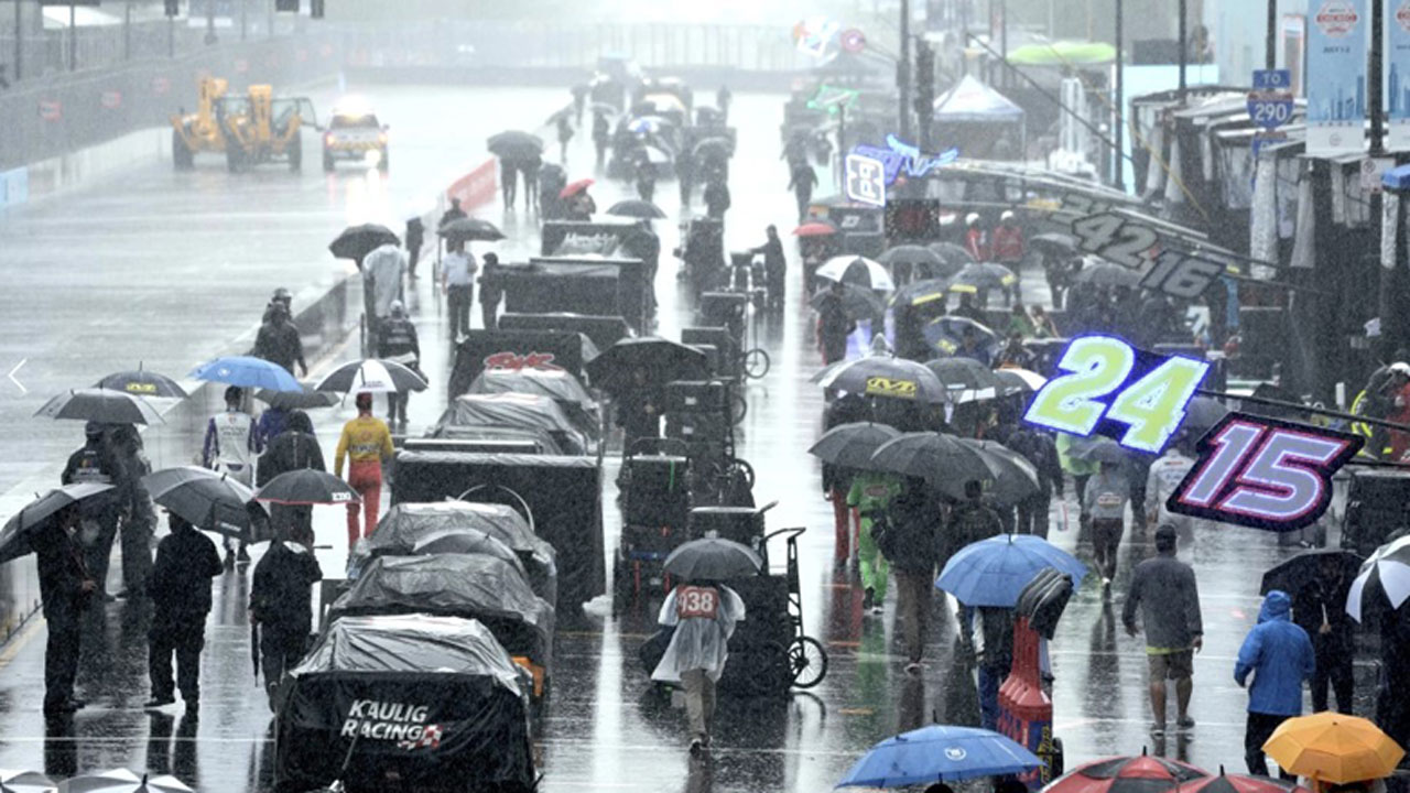 Heavy Rains Flood Chicago Roads, Force NASCAR To Cut Downtown Street Race Short