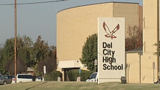 Del City High School Students Say School Doesn T Discriminate Against Gays