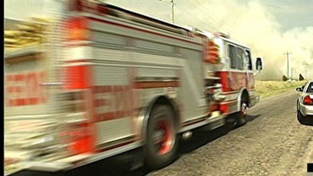 Crews Battle Grassfire West Of Earlsboro