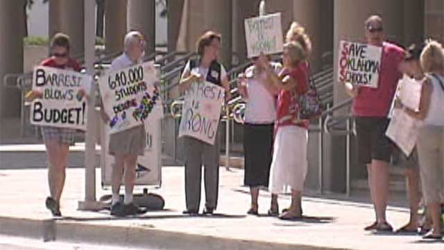 Protestors Gather During Oklahoma State Superintendent's Address