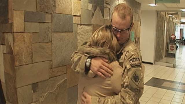 Some Oklahoma Soldiers Return Home For Thanksgiving