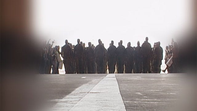 Families, Friends Welcome Oklahoma 45th Infantry Soldiers Back Home