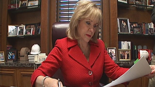Oklahoma Governor Vetoes Bill With Agency Head Raises