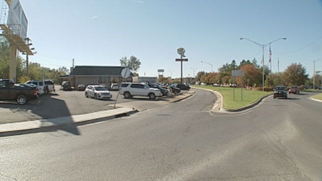 Police Ticket OKC Restaurant Patrons For Illegal Turn