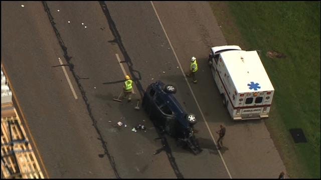 Crash Blocks Traffic On Northbound I-35 In Moore