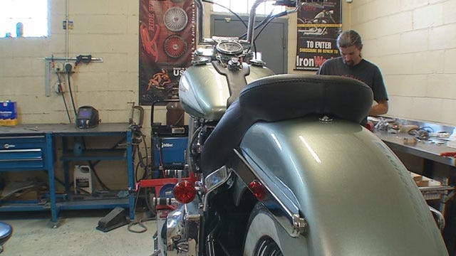 OKC Bike Builder Restores Motorcycle For Tornado Victim