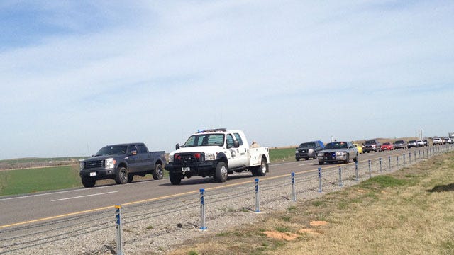 Three-Vehicle Collision Snarls Traffic On I-40 WB Near Calumet