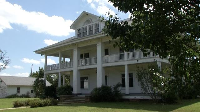 Inside The House That Plays Starring Role In 'August: Osage County'
