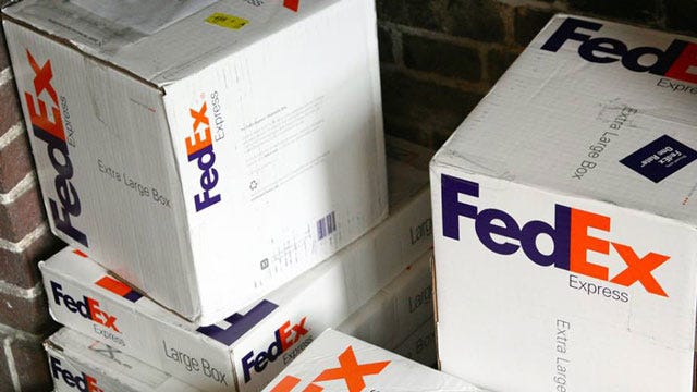 FedEx Charged With Shipping For Illegal Web Pharmacies