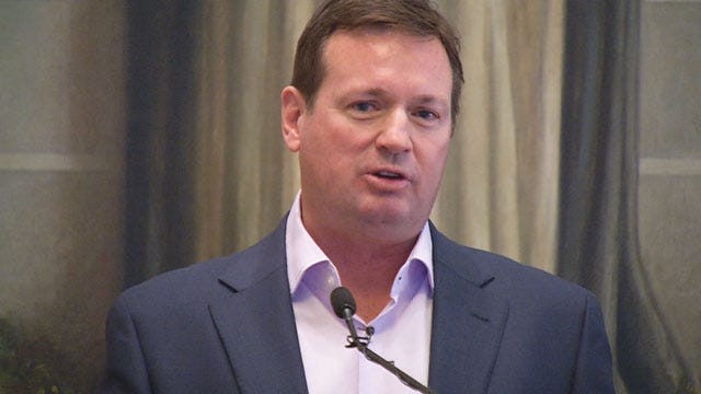 Coach Bob Stoops Stands Against Budget Cuts To OU Children's Hospital