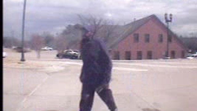 Suspects Sought In Edmond Bank Heist