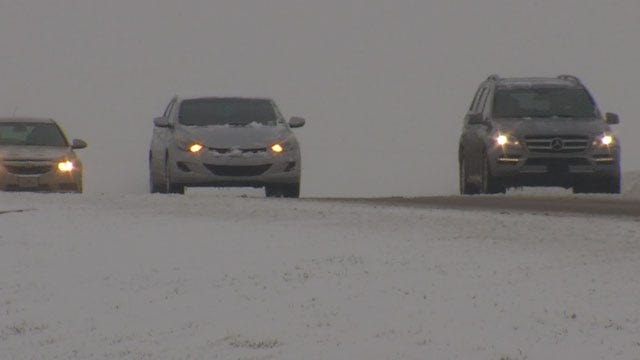 Metro Drivers Urged To Use Extreme Caution On Snowy, Slushy Roads