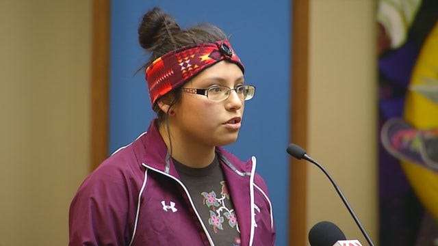 'Redskins' Removal Debate Reignites At School Board Meeting