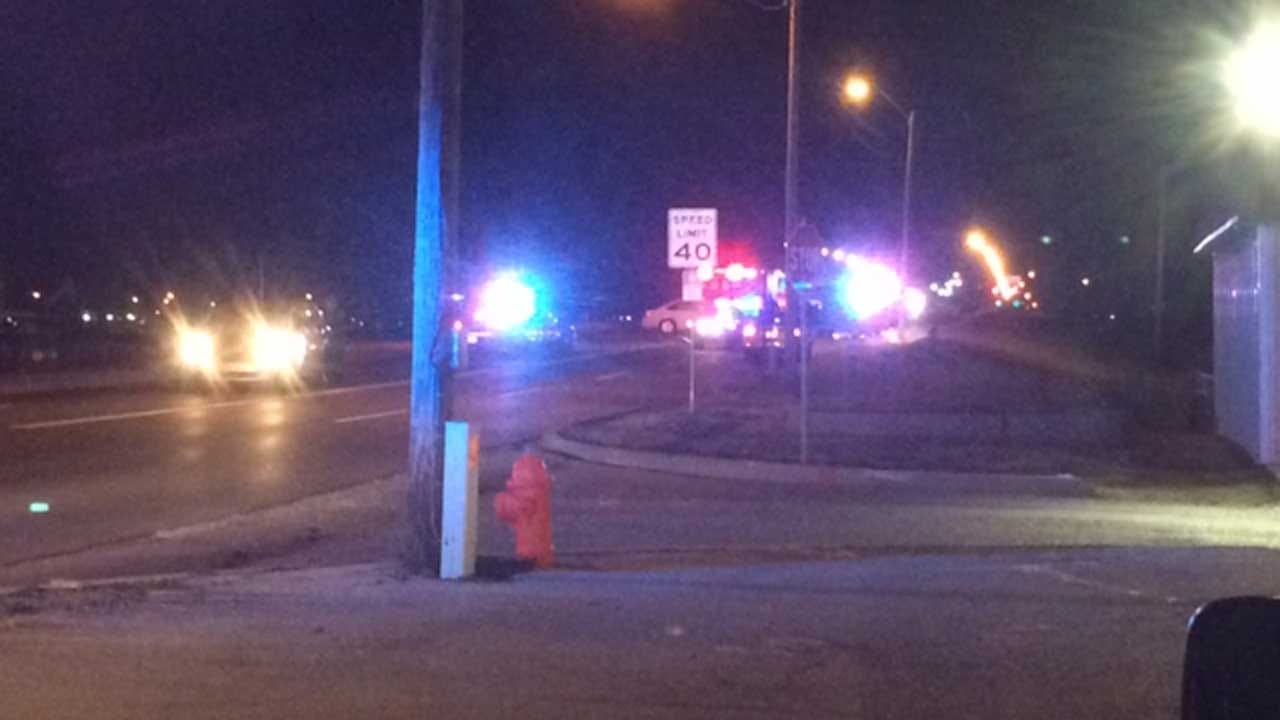 One Killed In SW OKC Crash