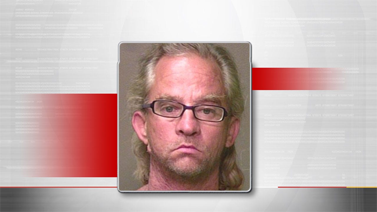 OKC Man Accused Of Giving Cellphone Containing Nude Photos To Child