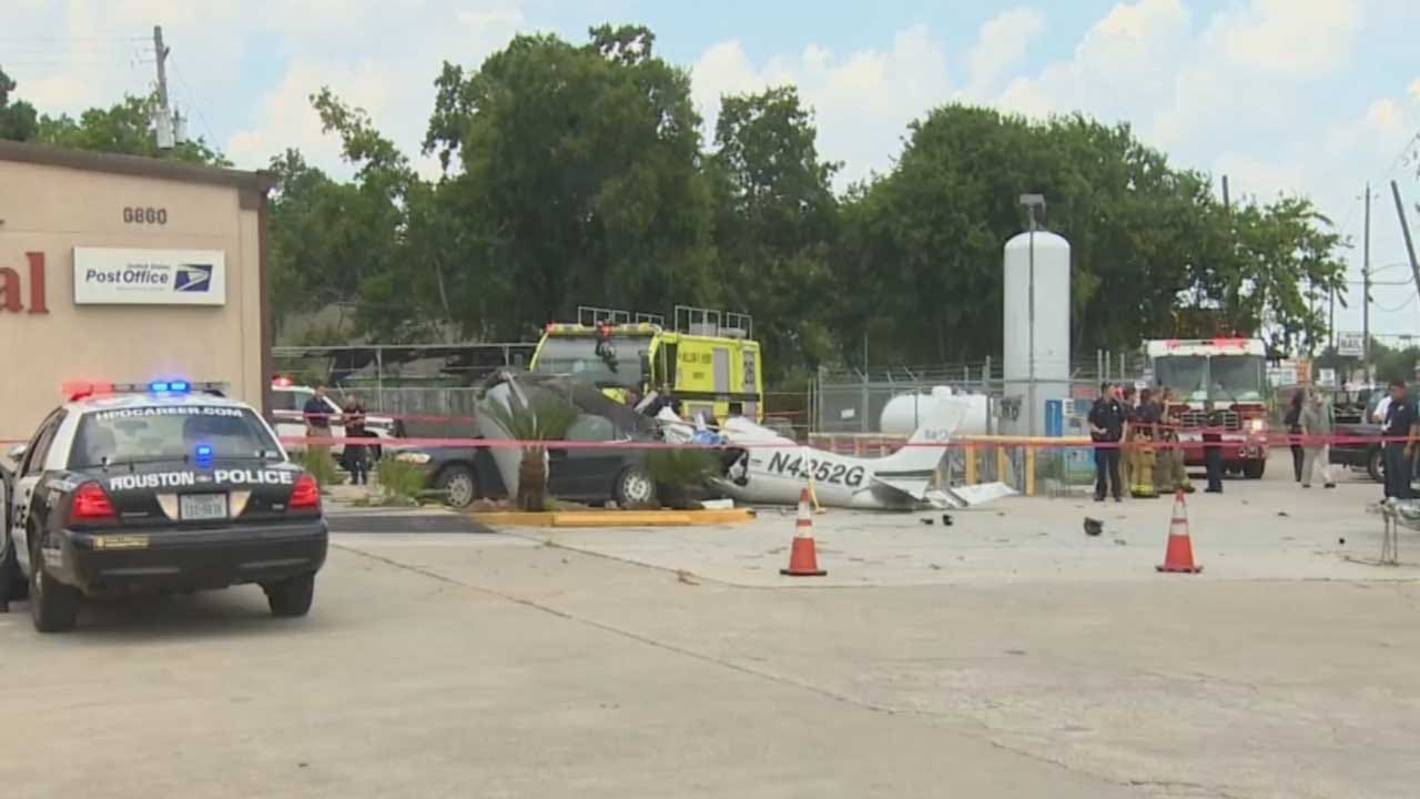 NTSB Investigating After Three Oklahomans Killed In Houston Plane Crash
