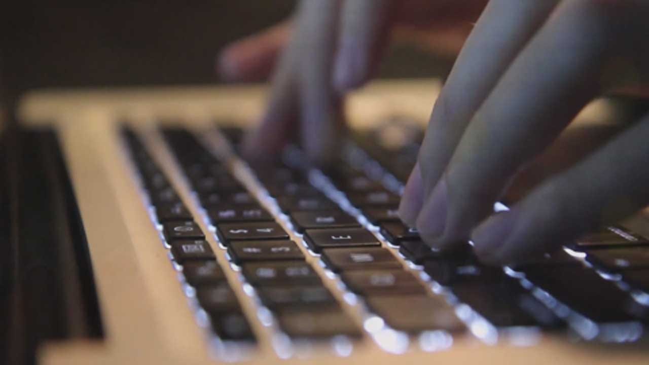 Net Neutrality Vote: FCC Repeals Rules That Affect Internet Speed